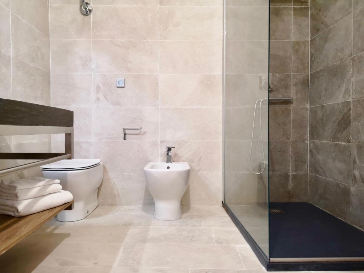 דירות איגלסיאס Nel Cuore Del Centro Storico Con Comfort E Stile מראה חיצוני תמונה